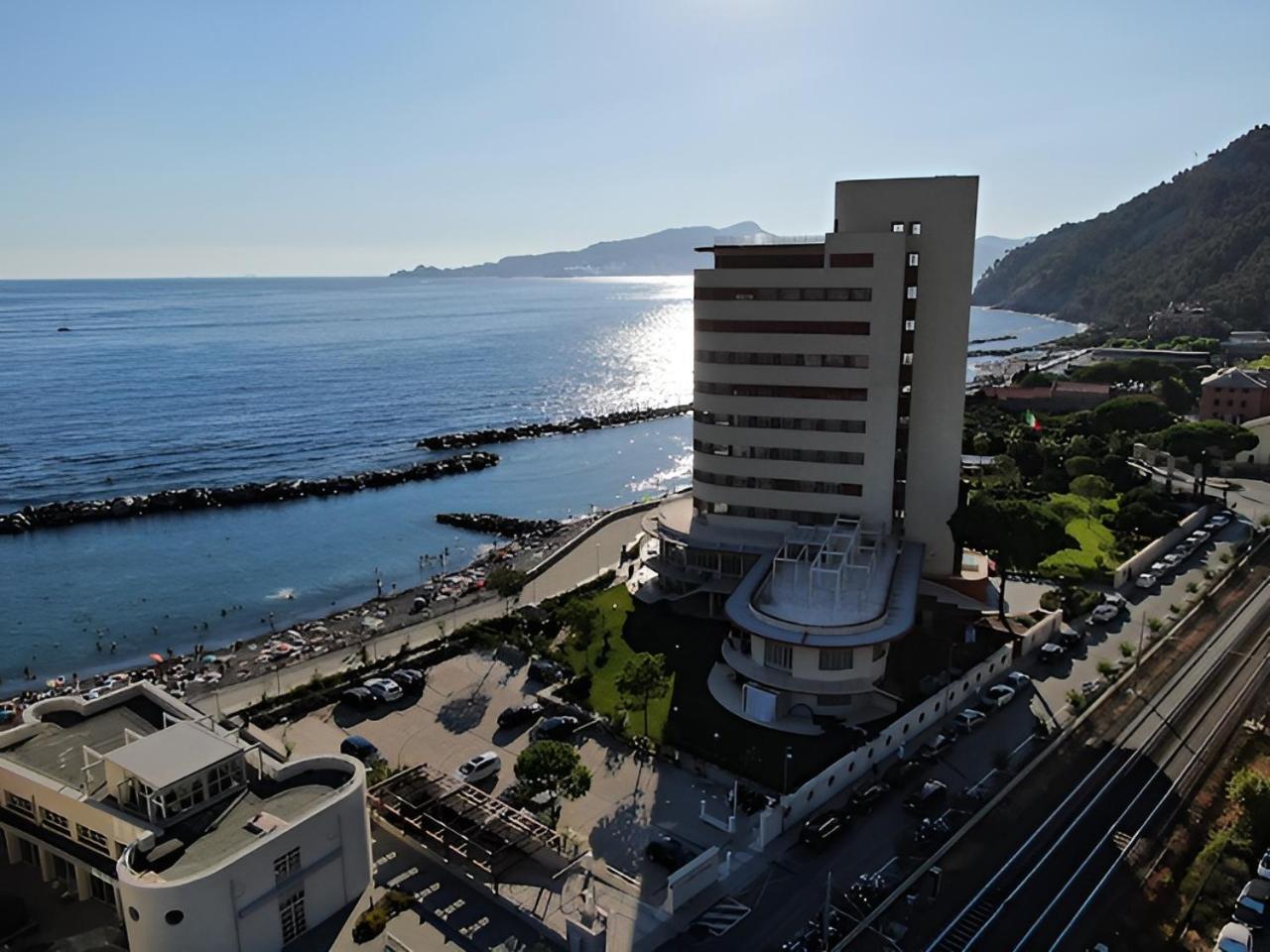 Grand Hotel Torre Fara Chiavari Esterno foto
